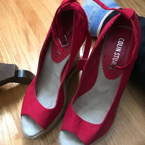 Red Fabric Platform Heel Peep Toes with Ankle Strap - size 9 - Picture 6 of 7